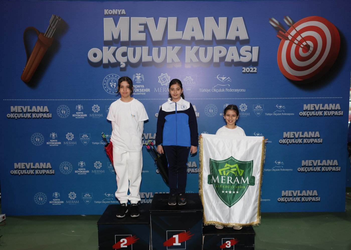 mevlana-okculuk-turnuvasinda-meram-belediyespor-ruzgari-esti-002.jpg