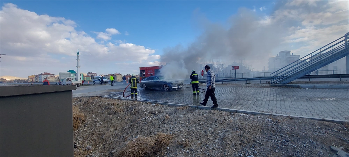 konyada-seyir-halindeki-aracta-cikan-yangin-sonduruldu.jpg