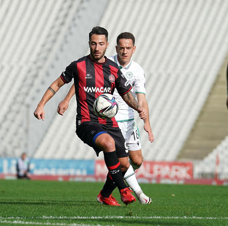 konyaspor-fatih-karagumruk-rekabeti-oncesi-tum-detaylar.jpg