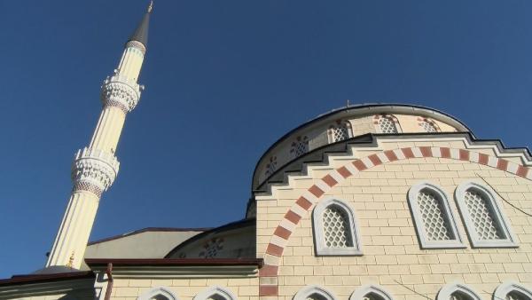 namaz-kildigi-sirada-basindan-vuruldu.jpg