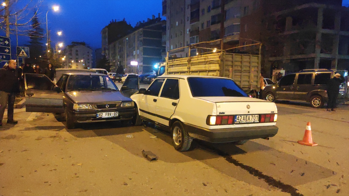 konya-seydisehirde-trafik-kazasi-1-yarali-002.jpg