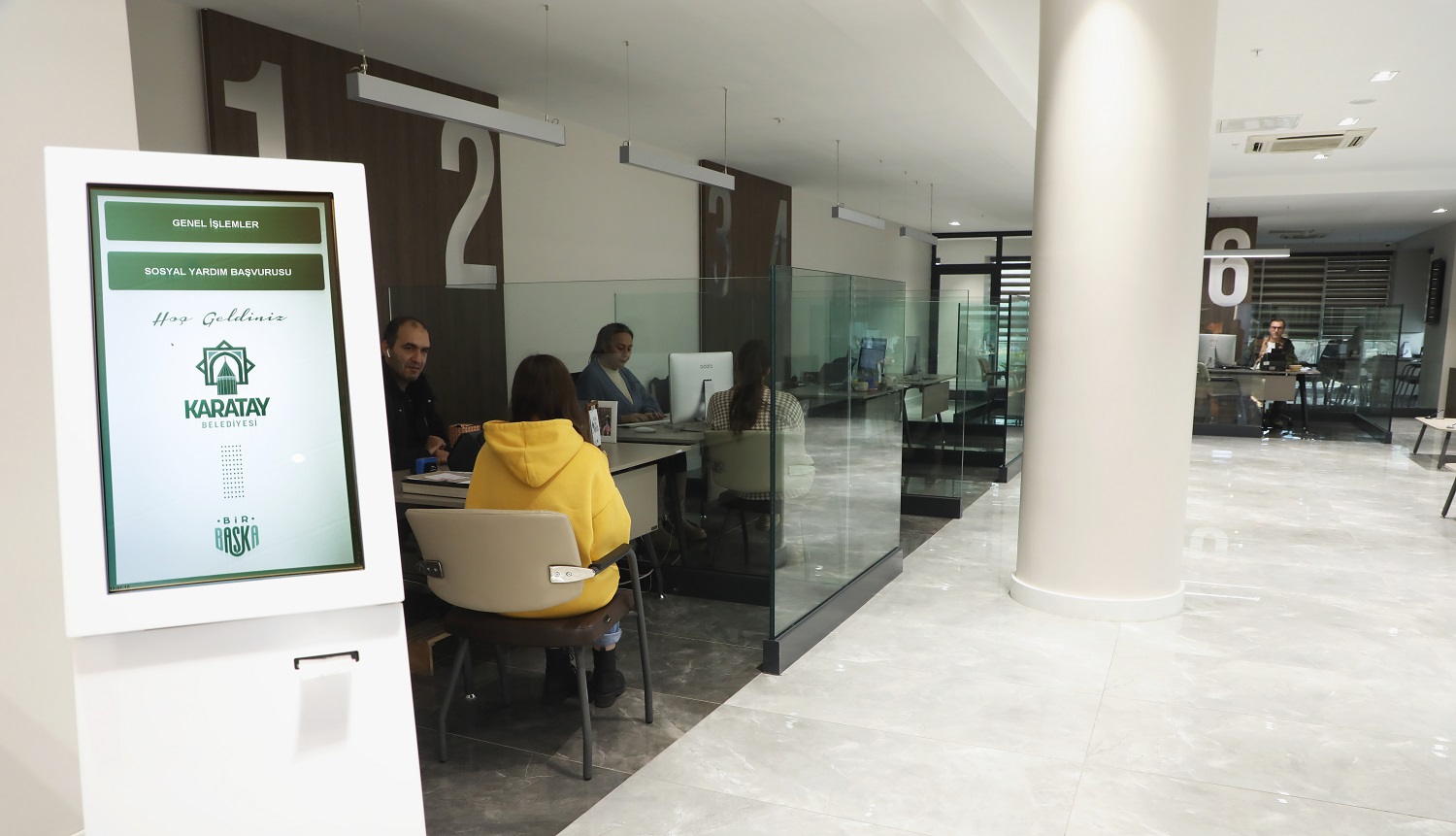 karatay-belediyesini-bir-yilda-57-bin-kisi-aradi-001.jpg