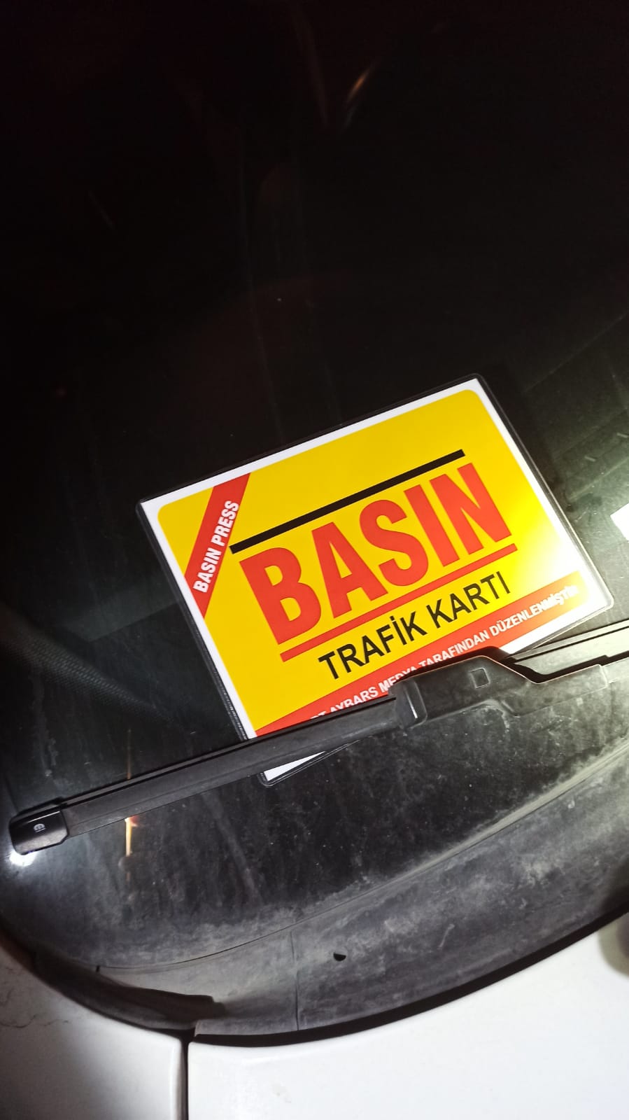 konyada-aracinda-sahte-basin-karti-bulunan-2-kisi-gozaltina-alindi.jpg