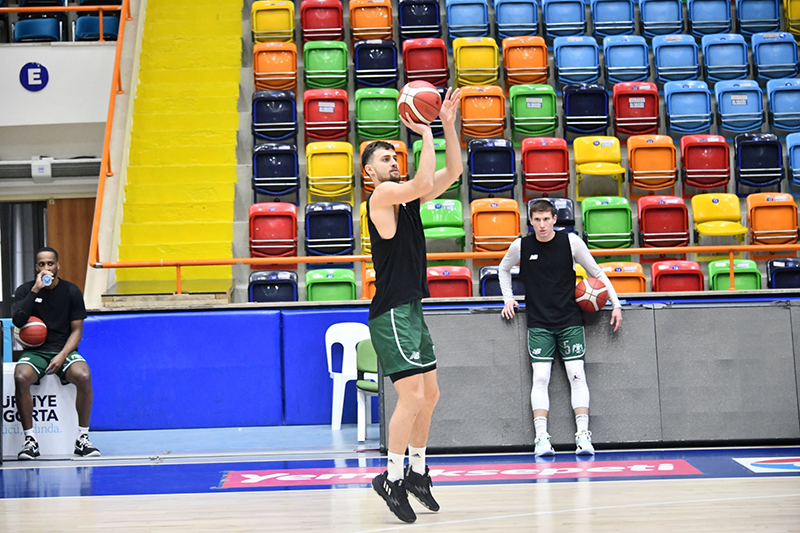konyaspor-basketbol-karsiyakayi-gozune-kestirdi-006.png