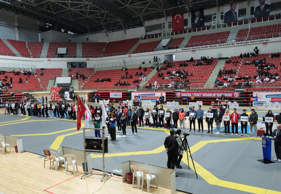 karatay-belediyespor-taekwondo-sporcularindan-onemli-basari-001.jpg