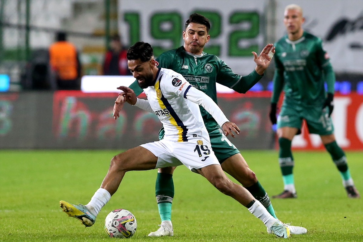 konyaspor-ankaragucu-002.jpg