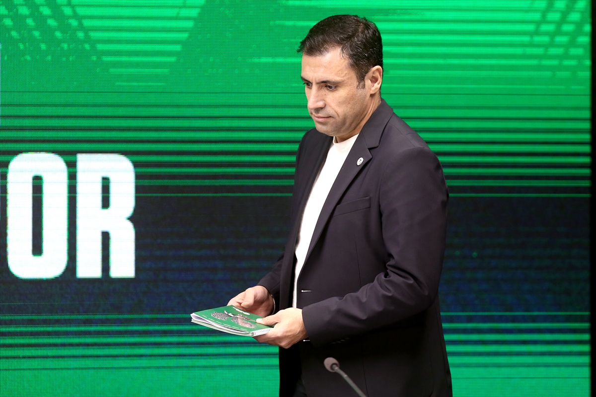 konyaspor-baskani-fatih-ozgokcen-ilhan-palut-ayriliginin-perde-arkasini-anlatti-001.jpg