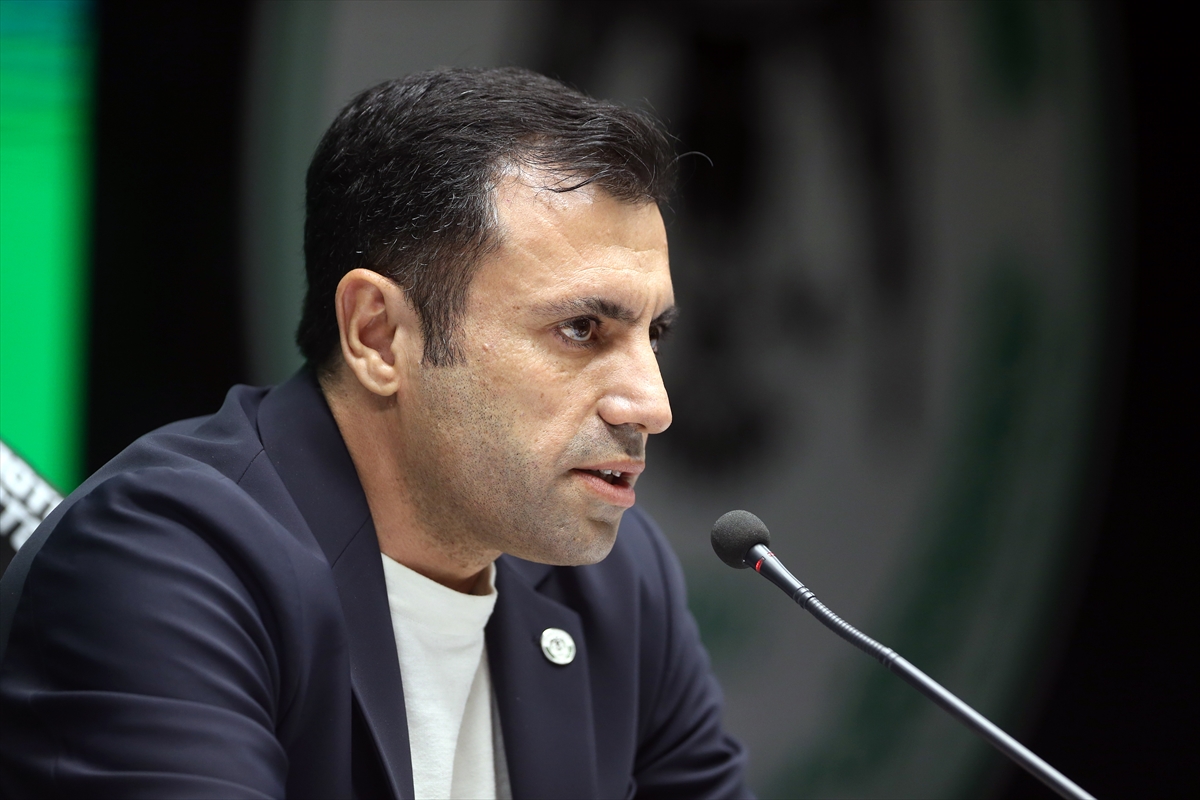 konyaspor-baskani-fatih-ozgokcen-ilhan-palut-ayriliginin-perde-arkasini-anlatti-002.jpg