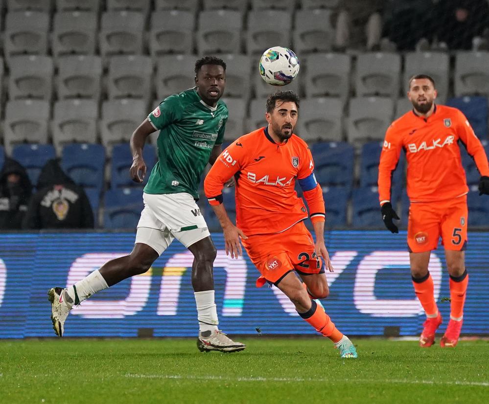 basaksehir-konyaspor-003.jpg
