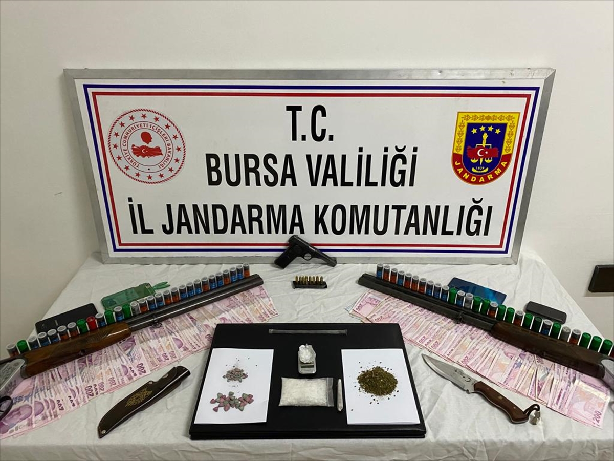 uyusturucu-operasyonunda-jandarmaya-silahla-direnen-kisi-tutuklandi.jpg