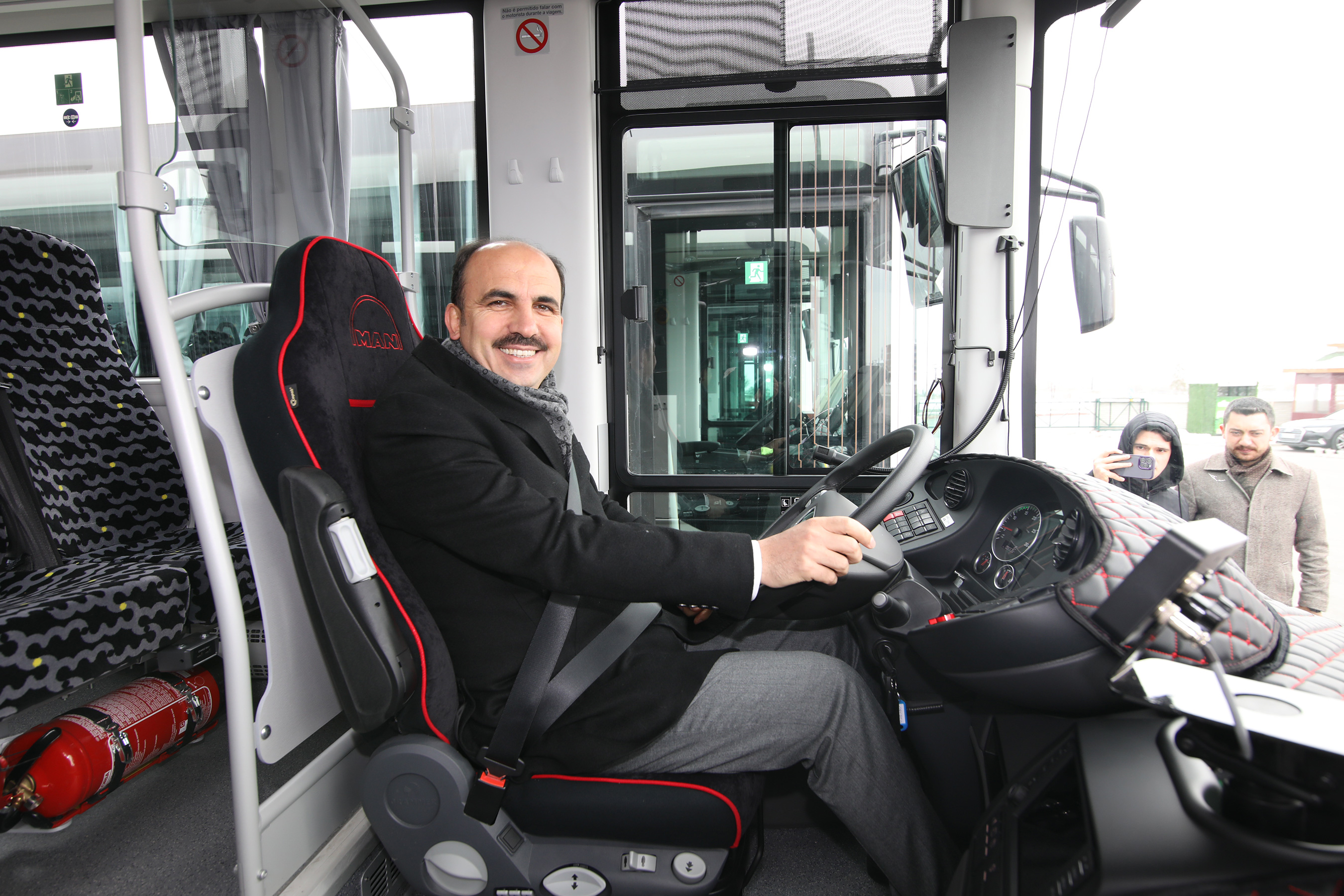 konya-buyuksehir-otobus-filosu-20-yeni-otobusle-daha-guclendi-5.jpg