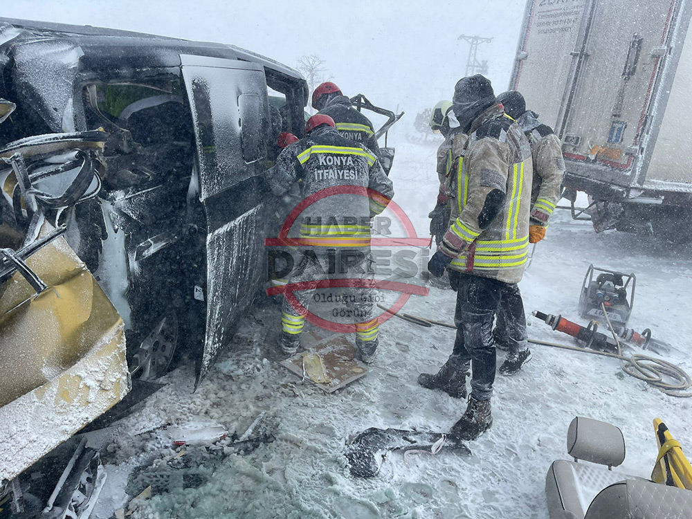 konyada-kar-kazaya-neden-oldu-1-olu-1-yarali-003.jpg