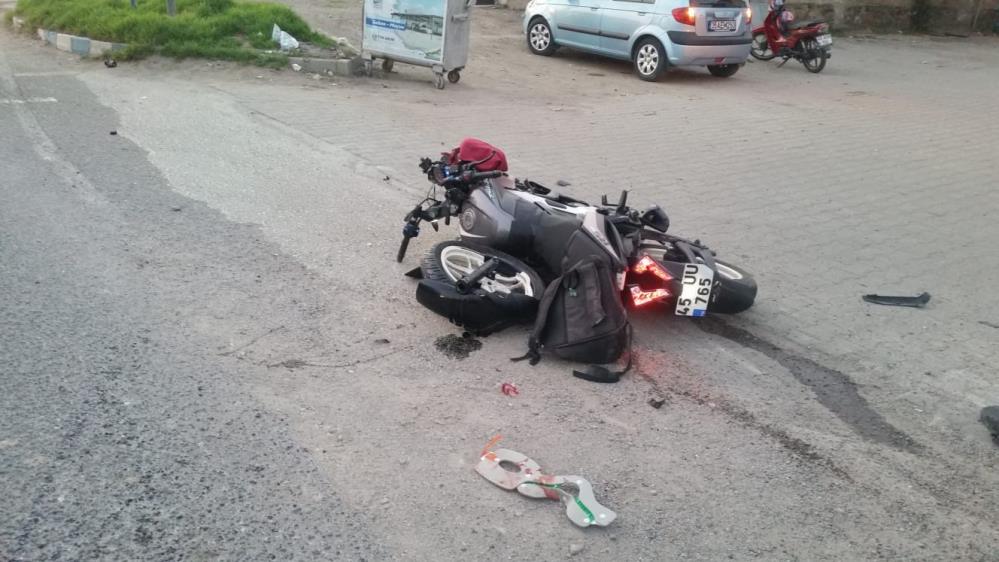 iki-motosiklet-carpisti-2-olu-1-yarali.jpg