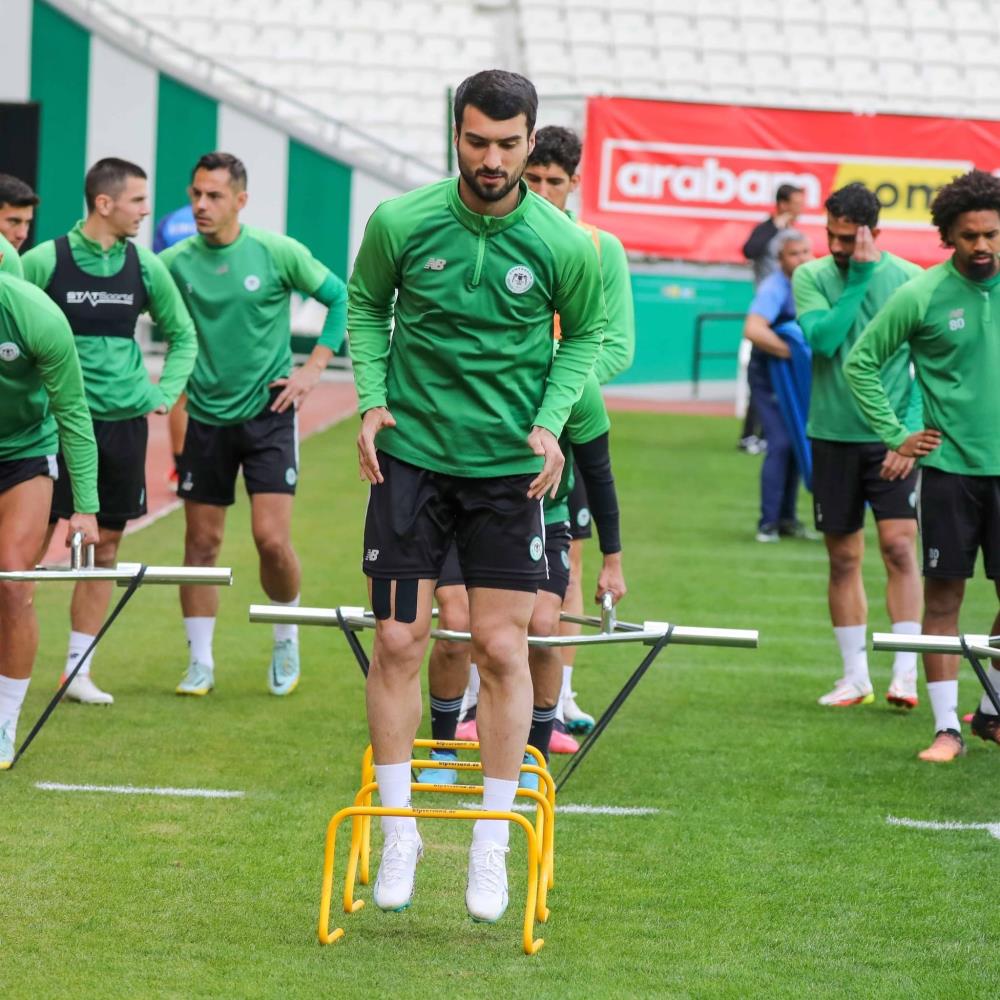 konyaspor-giresunspor-maci-hazirliklarini-surdurdu-001.jpg