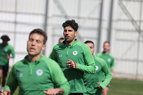 konyaspor-galatasaray-macina-kilitlendi-002.jpg