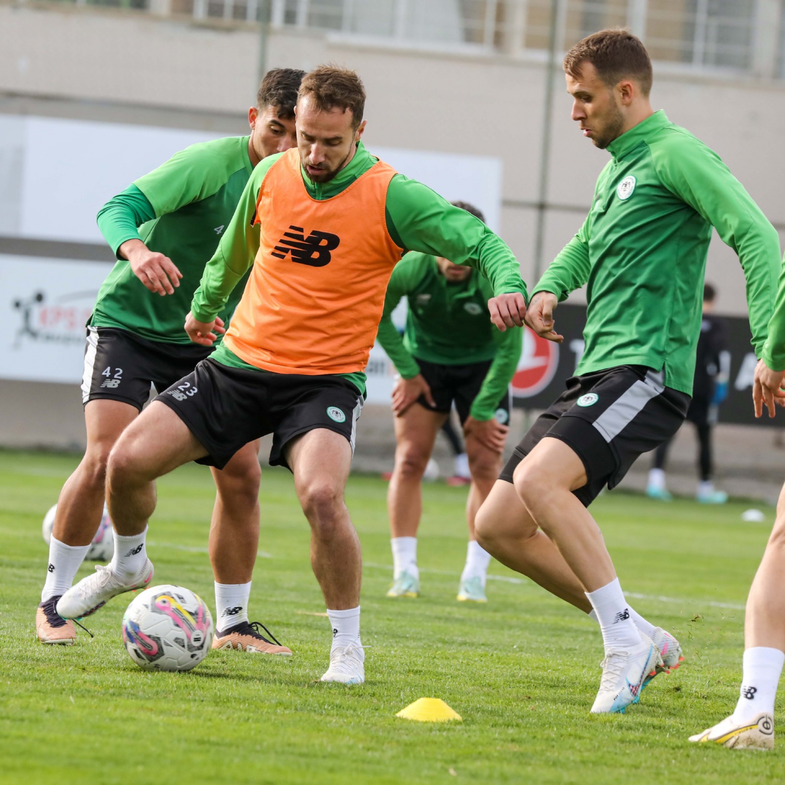 konyaspor-galatasaray-maci-hazirliklarini-surdurdu-001.jpg
