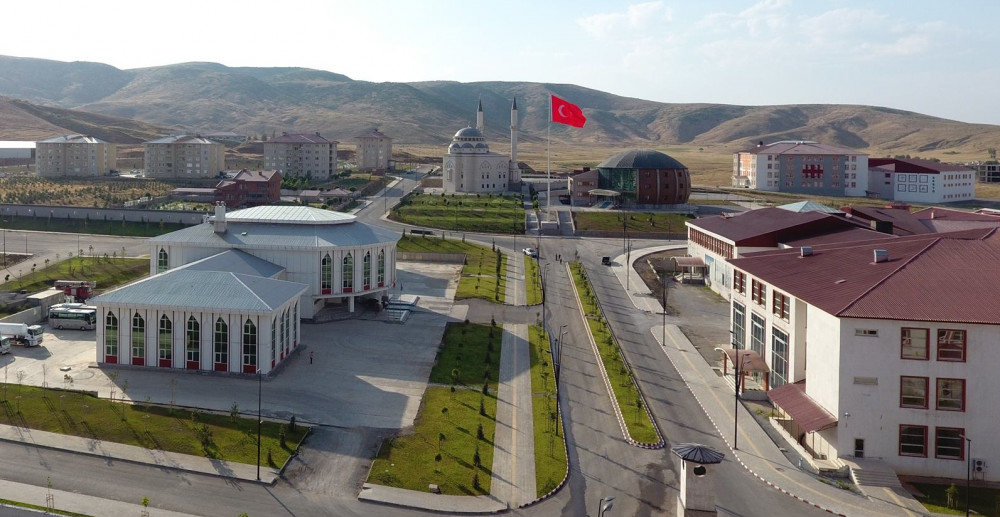 bitlis-eren-universitesi-sozlesmeli-personel-alimi-2023.jpg