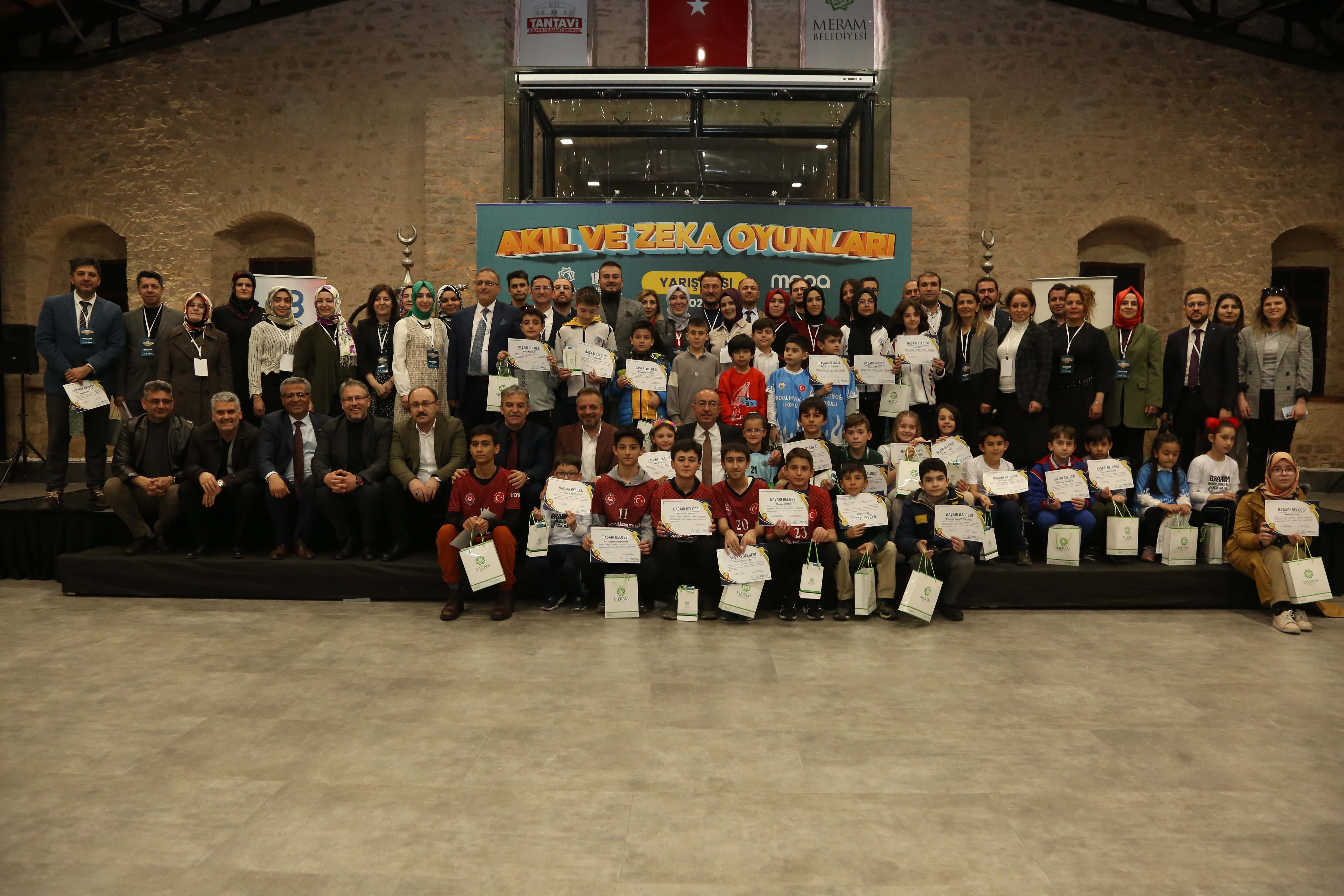 meramda-50-bin-ogrencinin-katildigi-odullu-yarisma-final-yapti-004.jpg