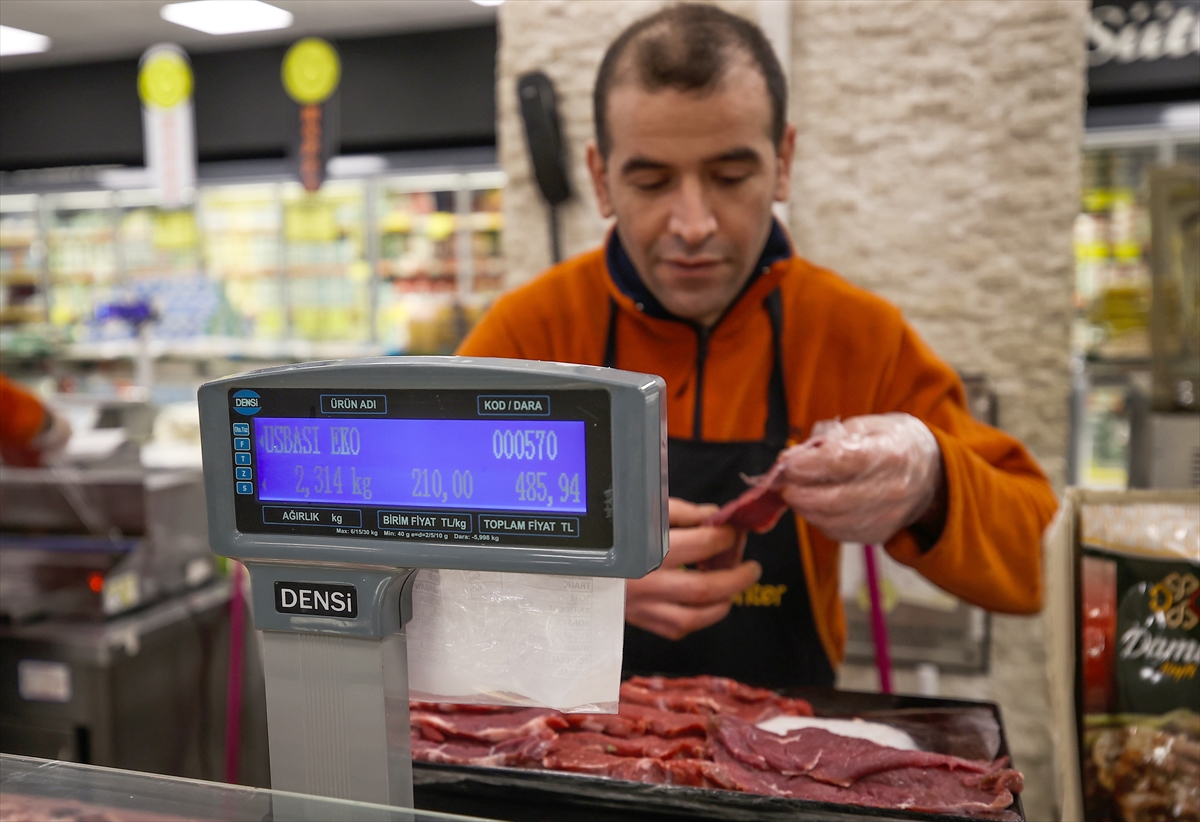 fiyatlar-sabitlendi-satis-basladi-kiyma-190-kusbasi-210-lira-002.jpg
