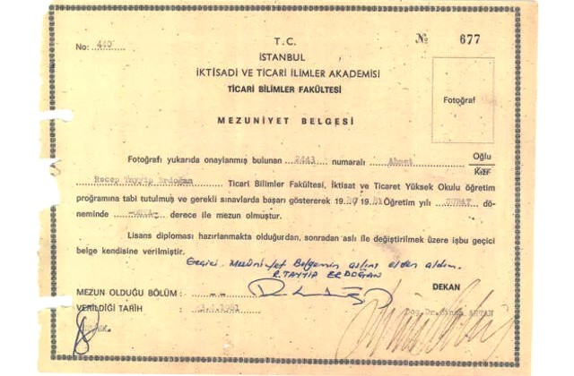 cumhurbaskani-erdoganin-universite-mezuniyet-belgeleri-yayinlandi-001.jpg