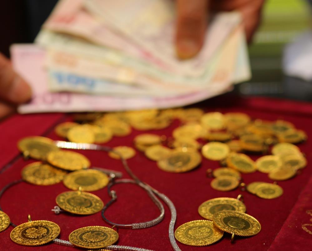 konyali-uzman-guvenli-liman-deyip-acikladi-altin-fiyatlari-daha-da-yukselecek-002