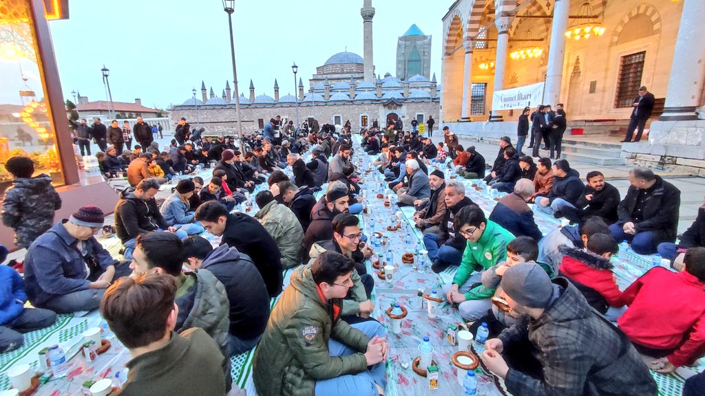 konya-ummet-iftarinda-bulustu-001.jpeg