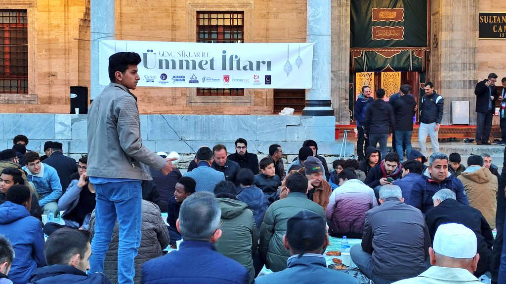 konya-ummet-iftarinda-bulustu.jpeg