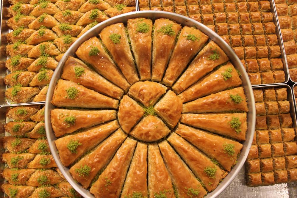 konyada-ramazan-ayinin-vazgecilmez-klasik-lezzeti-baklava-001.jpg