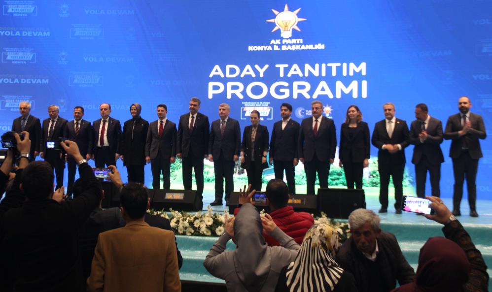 ak-parti-konya-milletvekili-adaylari-mevlana-muzesinde-dua-etti-002.jpg