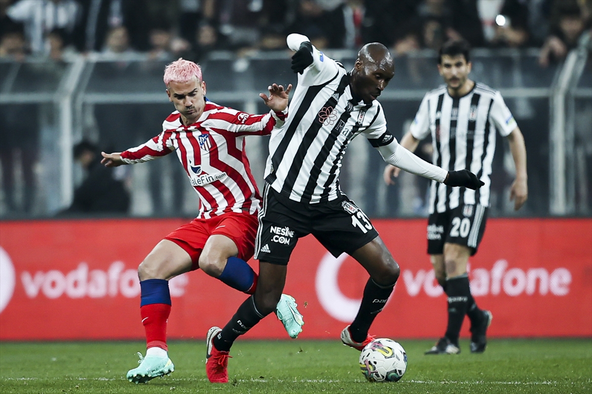 besiktas-ile-atletico-madrid-depremzedeler-icin-karsilasti.jpg