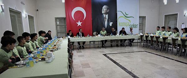 torku-sekerspor-kulubu-iftarda-bulustu-baskan-erkoyuncu-sporculari-tebrik-etti-001.jpg