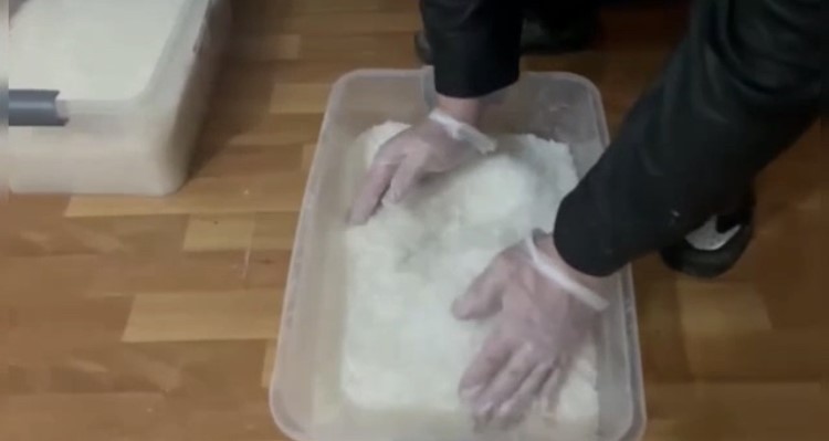 506-kilogram-metamfetamin-ele-gecirildi.jpg