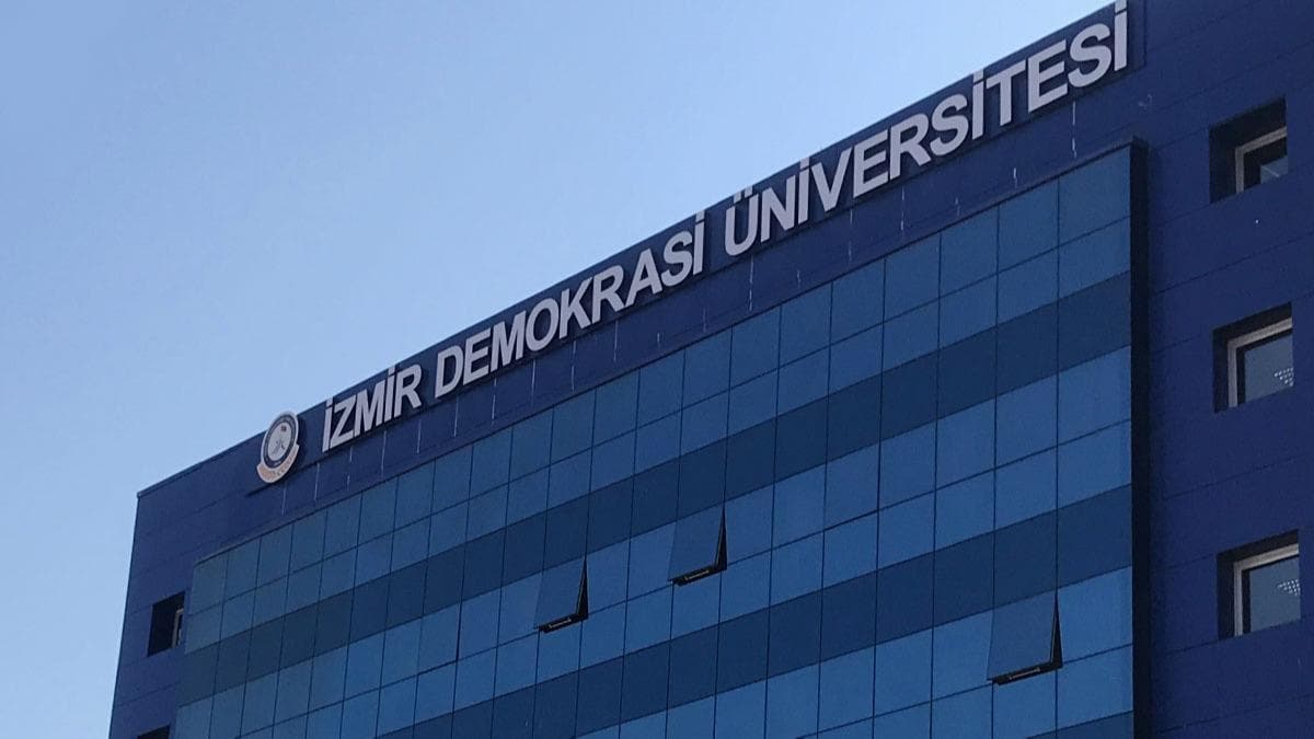 izmir-demokrasi-universitesi-personel-alimi-2023.jpg