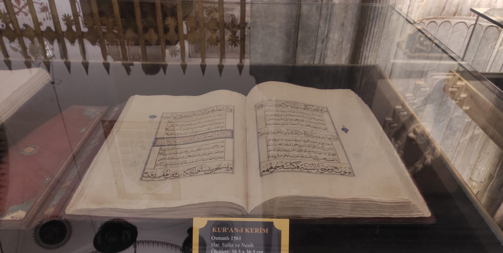 konyada-kuran-kerim-sergisi-3-gunde-rekor-ziyaret-001.jpeg