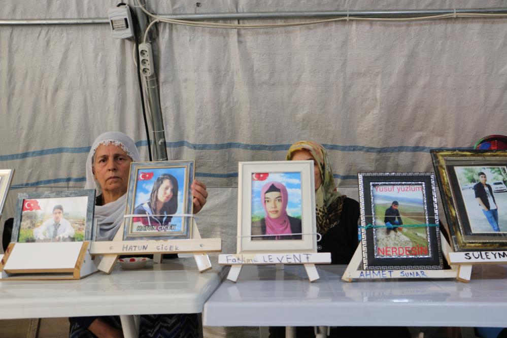 diyarbakir-annelerinin-evlat-direnisi-suruyor.jpg