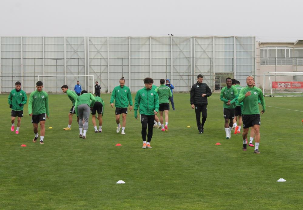 konyaspor-teknik-direktoru-aleksandar-stanojevic-sevmiyorum-001.jpg