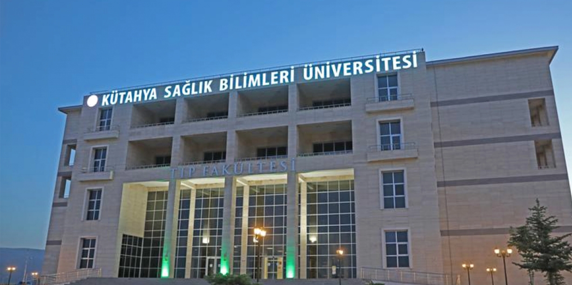 kutahya-saglik-bilimleri-universitesi-personel-alacak-iste-sartlar.webp