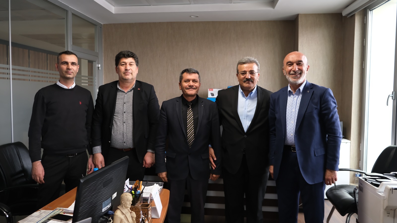 faruk-ozcelik-konyaya-spor-alaninda-11-milyar-396-milyon-lira.jpg