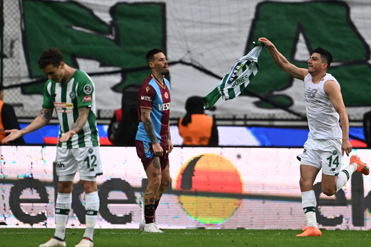 konyaspor-yine-geriden-gelip-kazandi-001.jpg