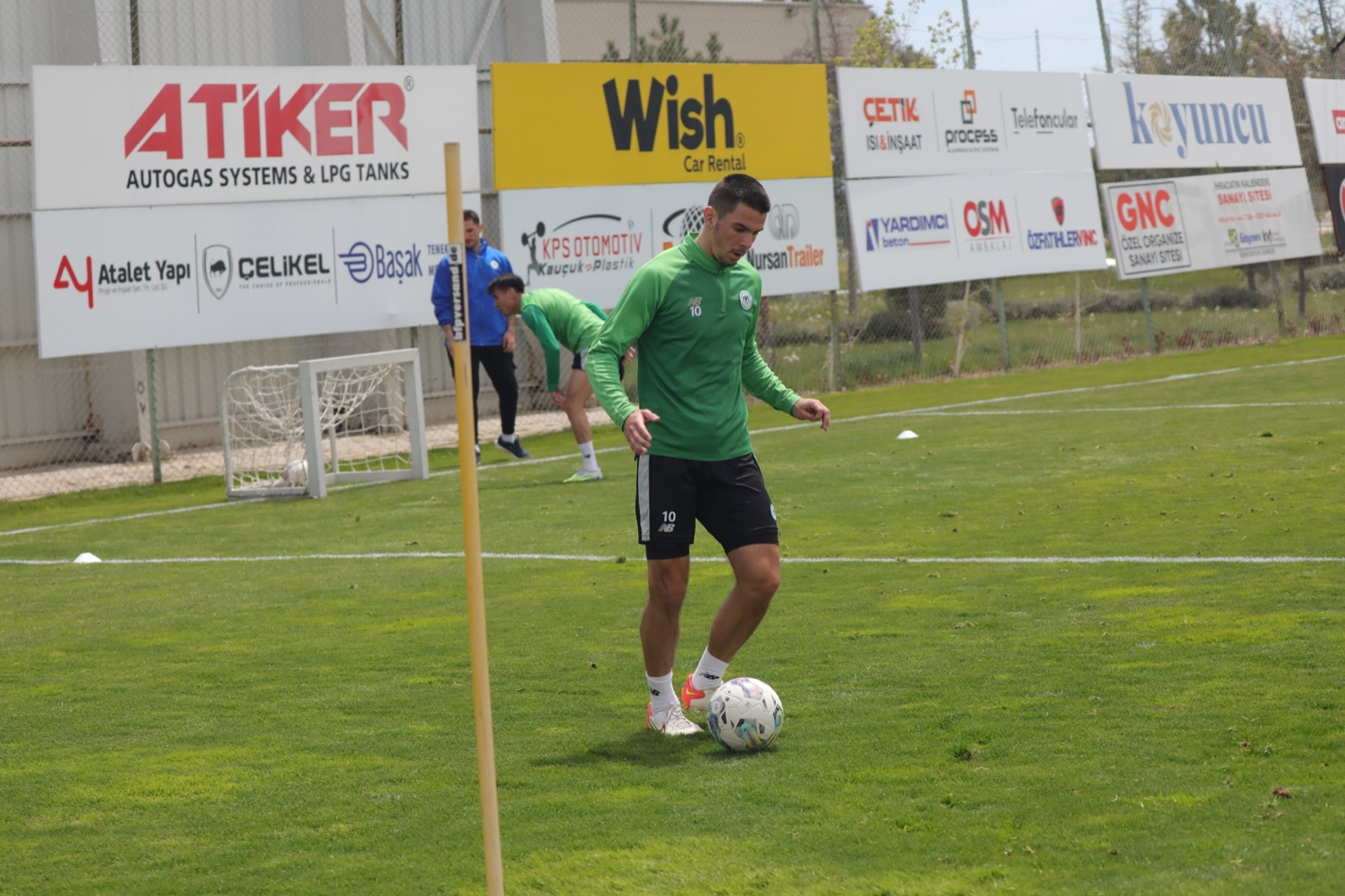 konyaspor-kayserispor-maci-hazirliklarini-surduruyor-003.png