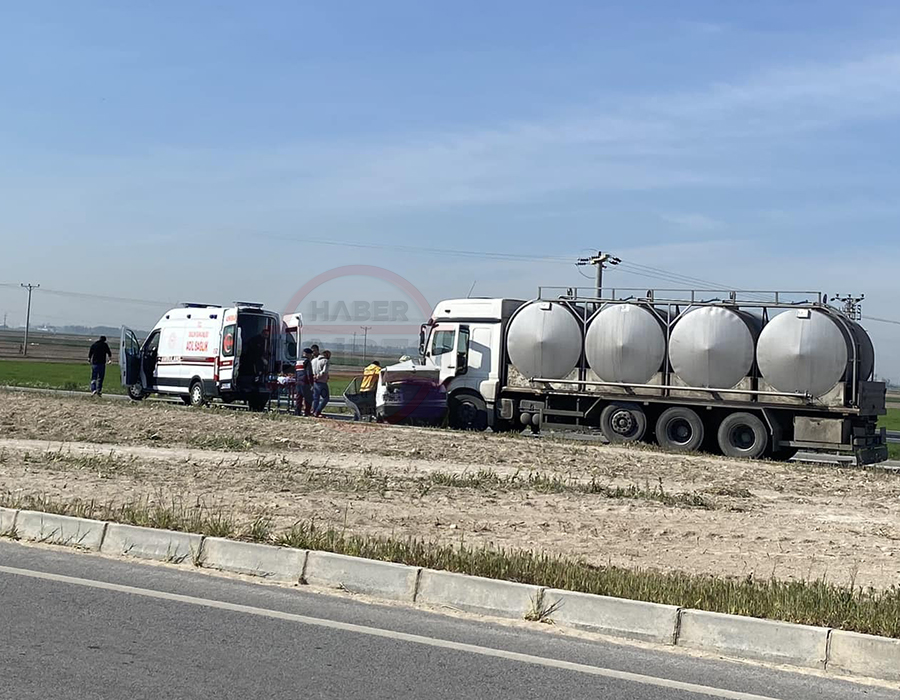 konyada-sut-tankeri-otomobille-carpisti-bir-kisi-oldu-001.jpg