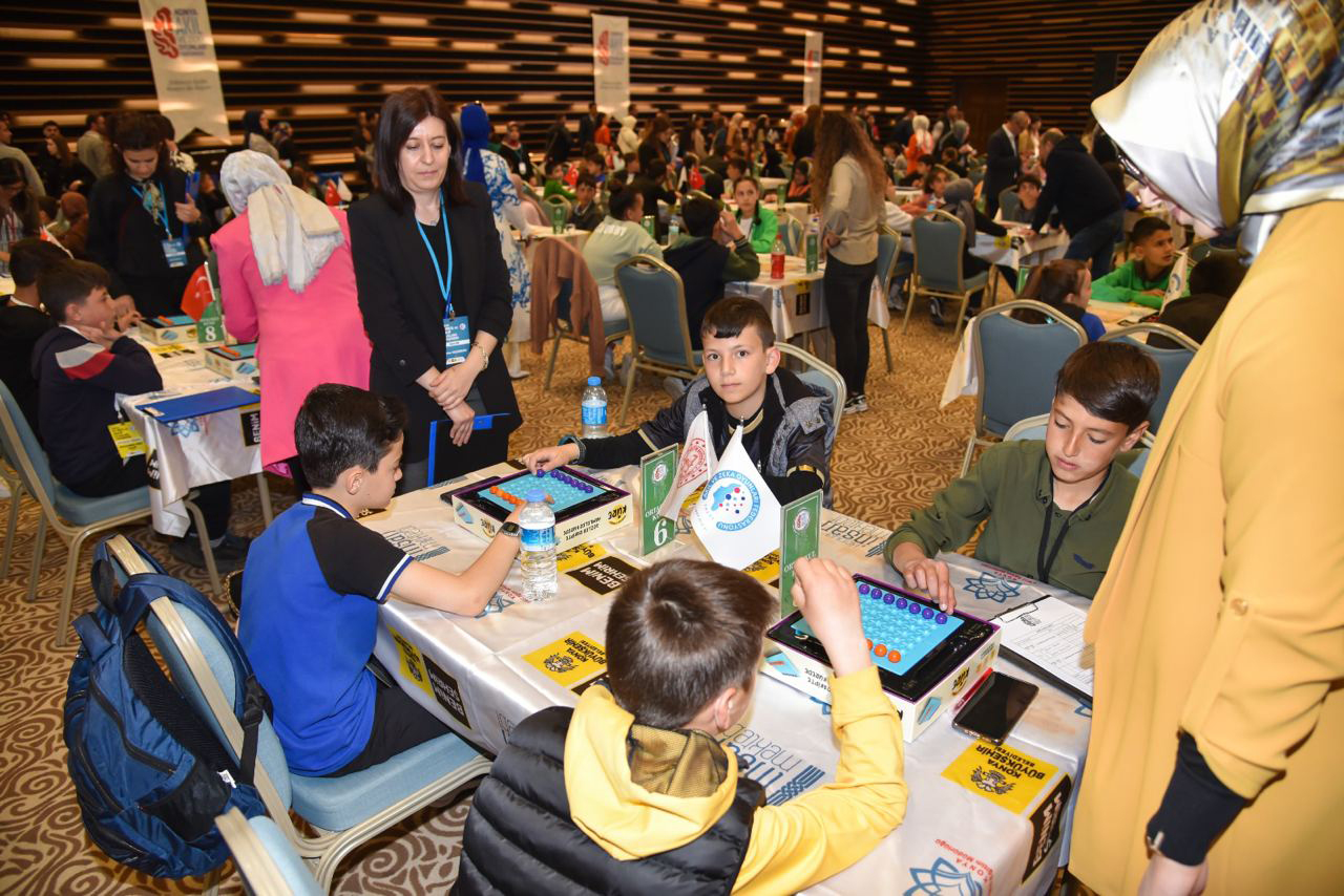 4uncu-konya-akil-ve-zeka-oyunlari-yarismasinda-buyuk-heyecan-002.jpg