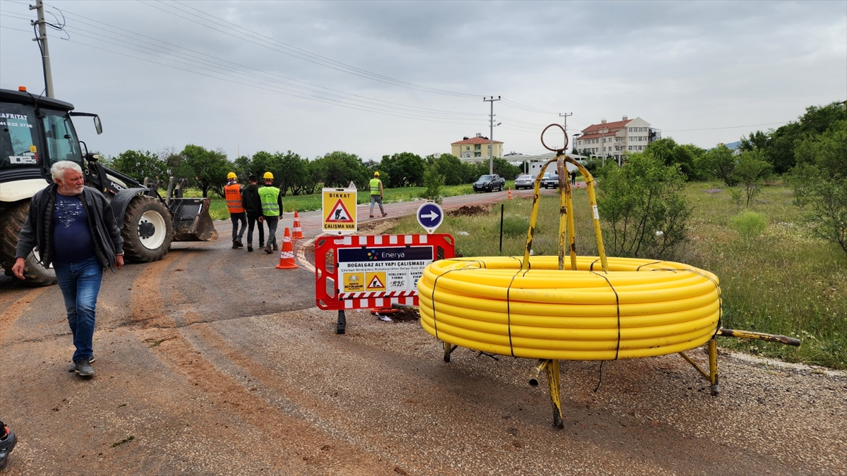 konyanin-bir-ilcesi-daha-dogal-gaz-konforuna-kavusuyor-002.jpg