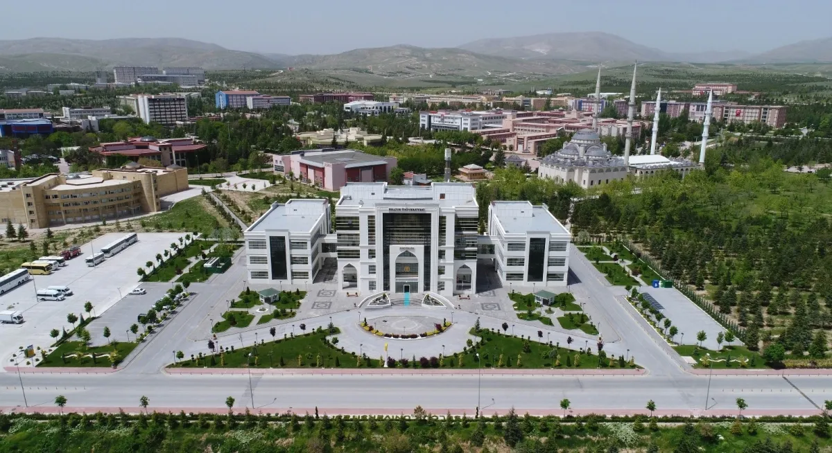 selcuk-universitesi-8-farkli-pozisyona-personel-alacak-tikla-basvur.webp