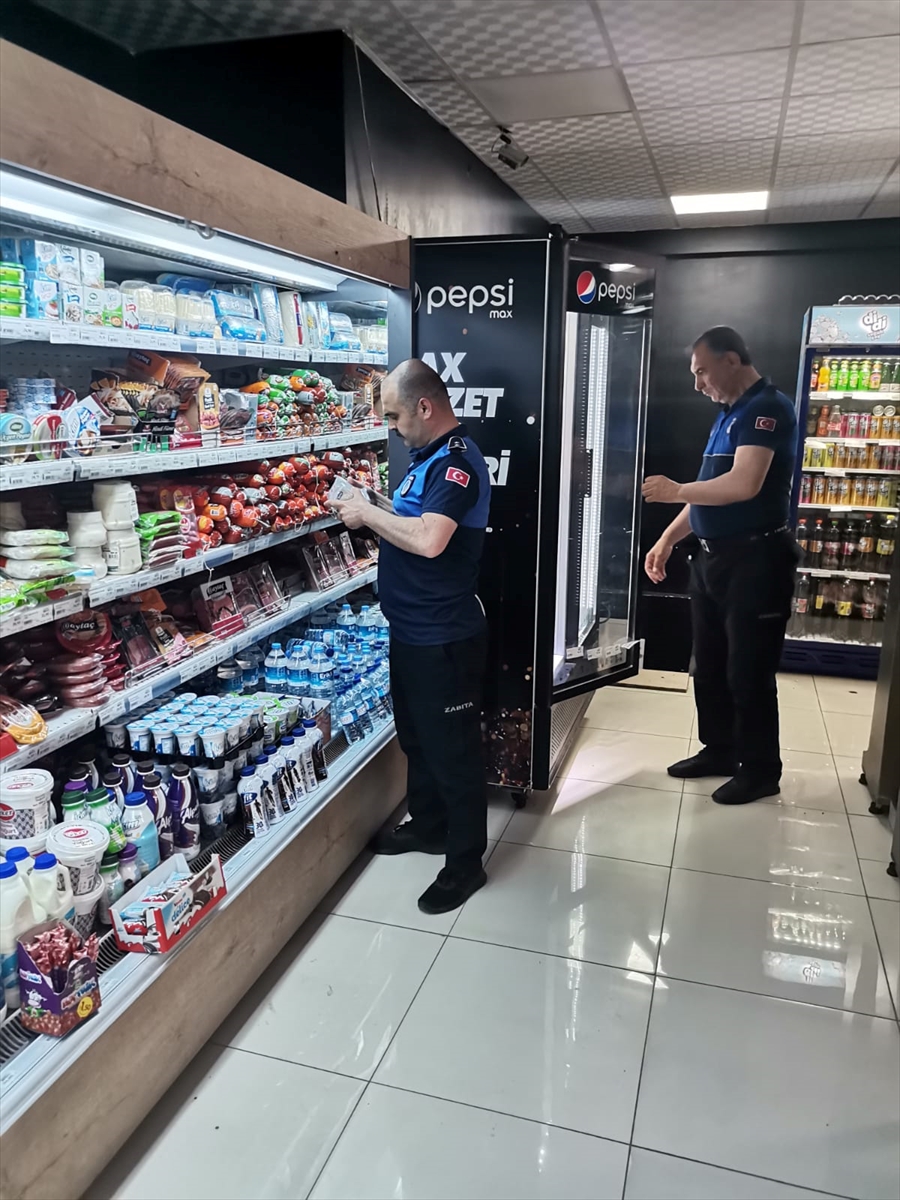 zincir-marketlere-zabita-denetimi-bunlar-ele-gecirildi-003.jpg