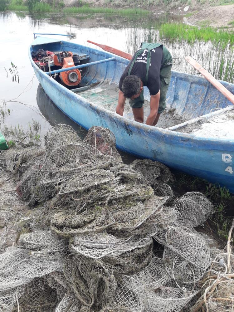 balikcilarin-konyanin-denizinde-mesakkatli-mesaisi.jpg
