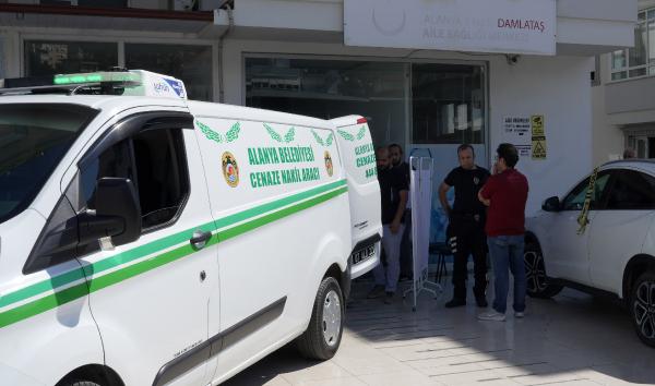 alanyadaki-doktor-melek-bagce-cinayeti-konyaya-uzandi-002.jpg
