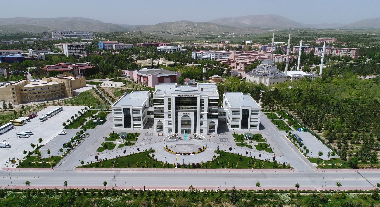 93-personel-alacak-konya-selcuk-universitesinde-basvurular-basladi.jpg