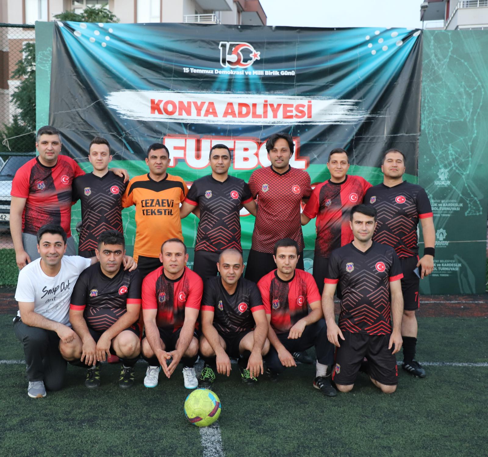 15-temmuz-futbol-turnuvasi-bassavci-inalin-vurusuyla-basladi-005.jpeg