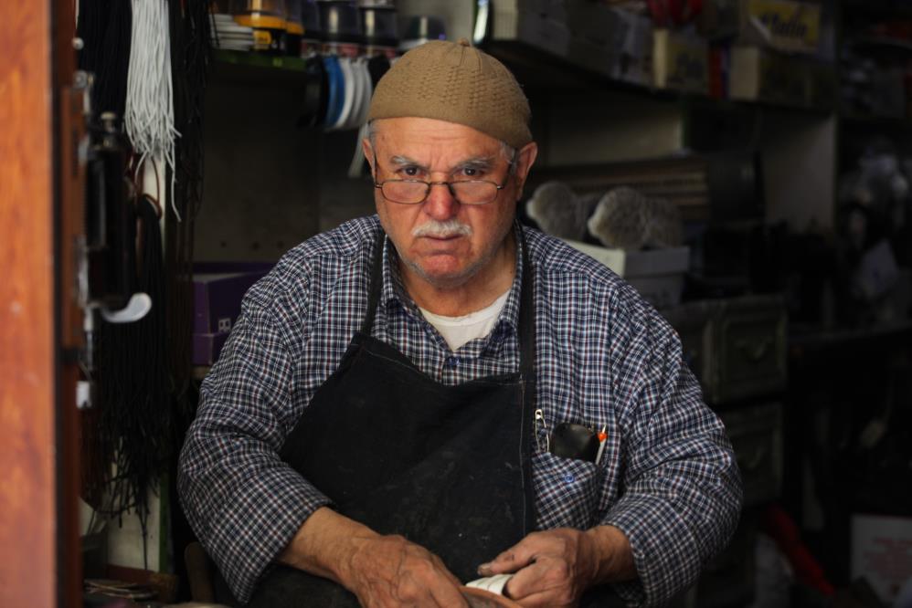 isine-asik-eskici-dede-30-yildir-konyada-meslegini-yasatiyor-001.jpg